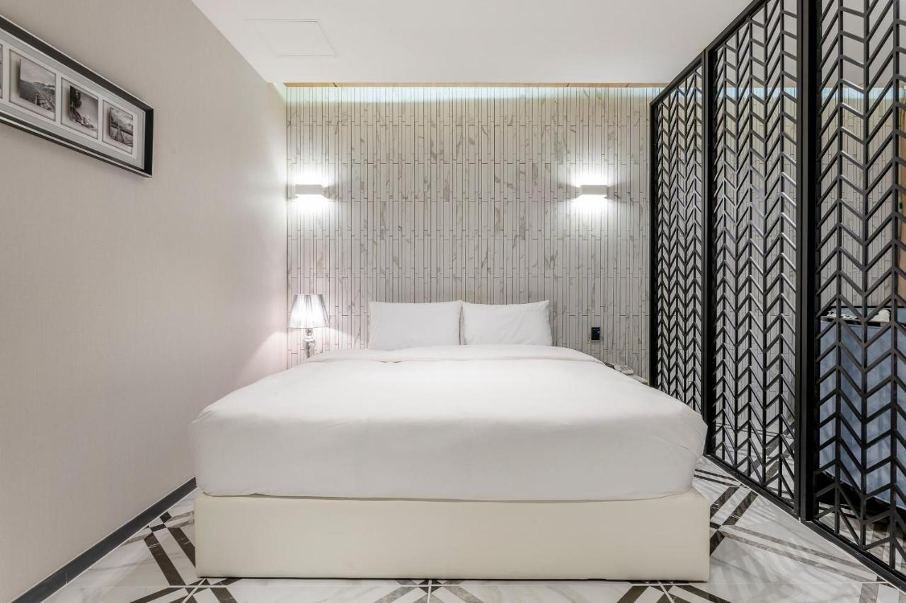 Air Sky Hotel Пусан Экстерьер фото