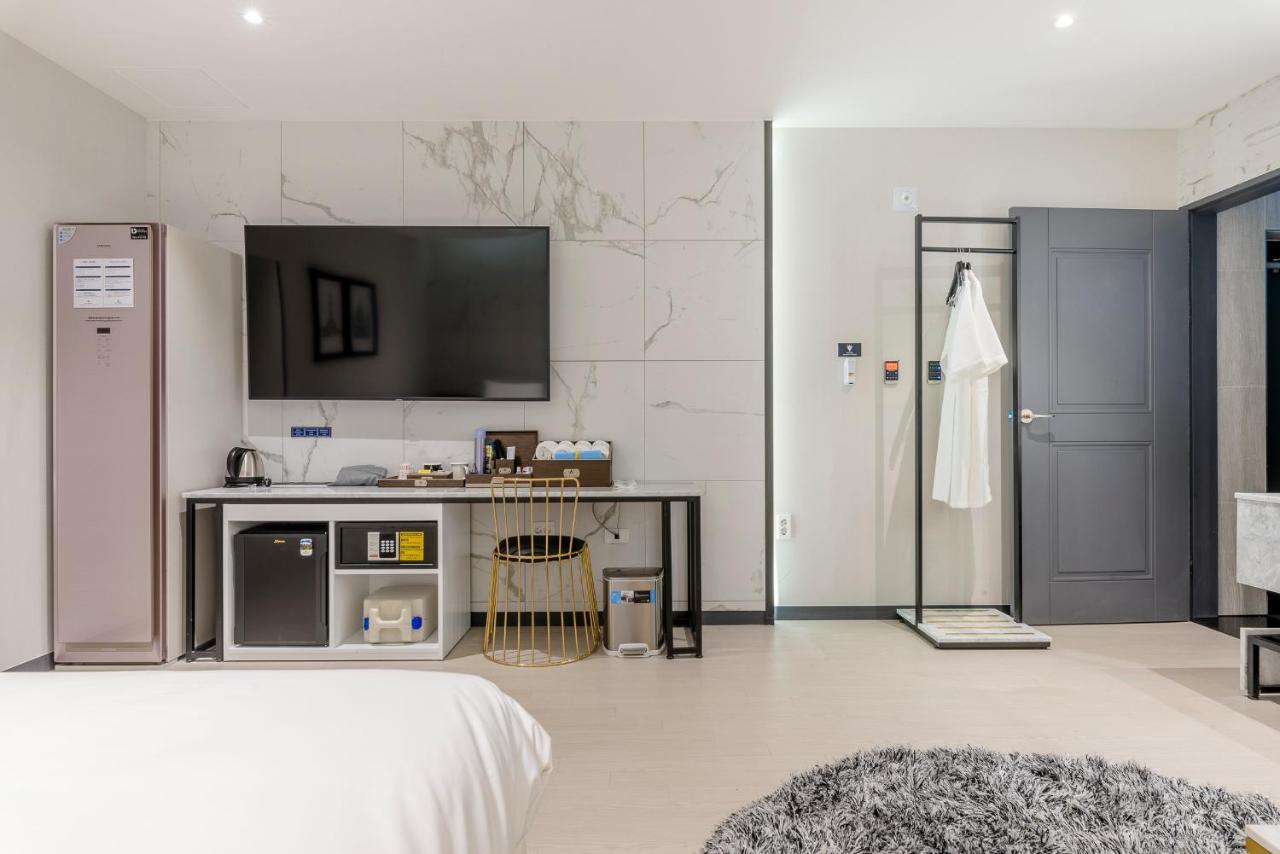 Air Sky Hotel Пусан Экстерьер фото