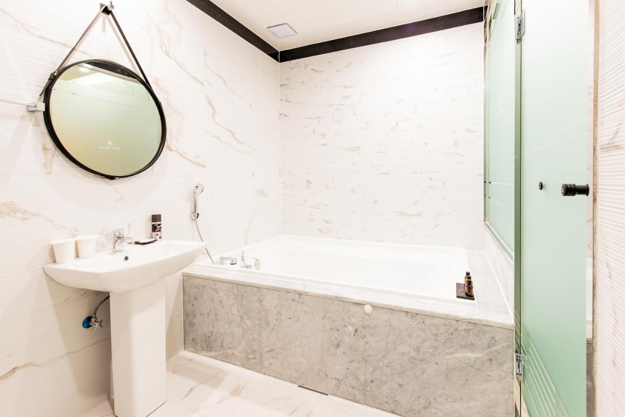 Air Sky Hotel Пусан Экстерьер фото